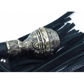 Чёрная многохвостая плеть с кованой рукоятью - 40 см.